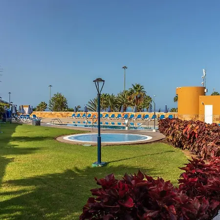 Aparthotel Amadores